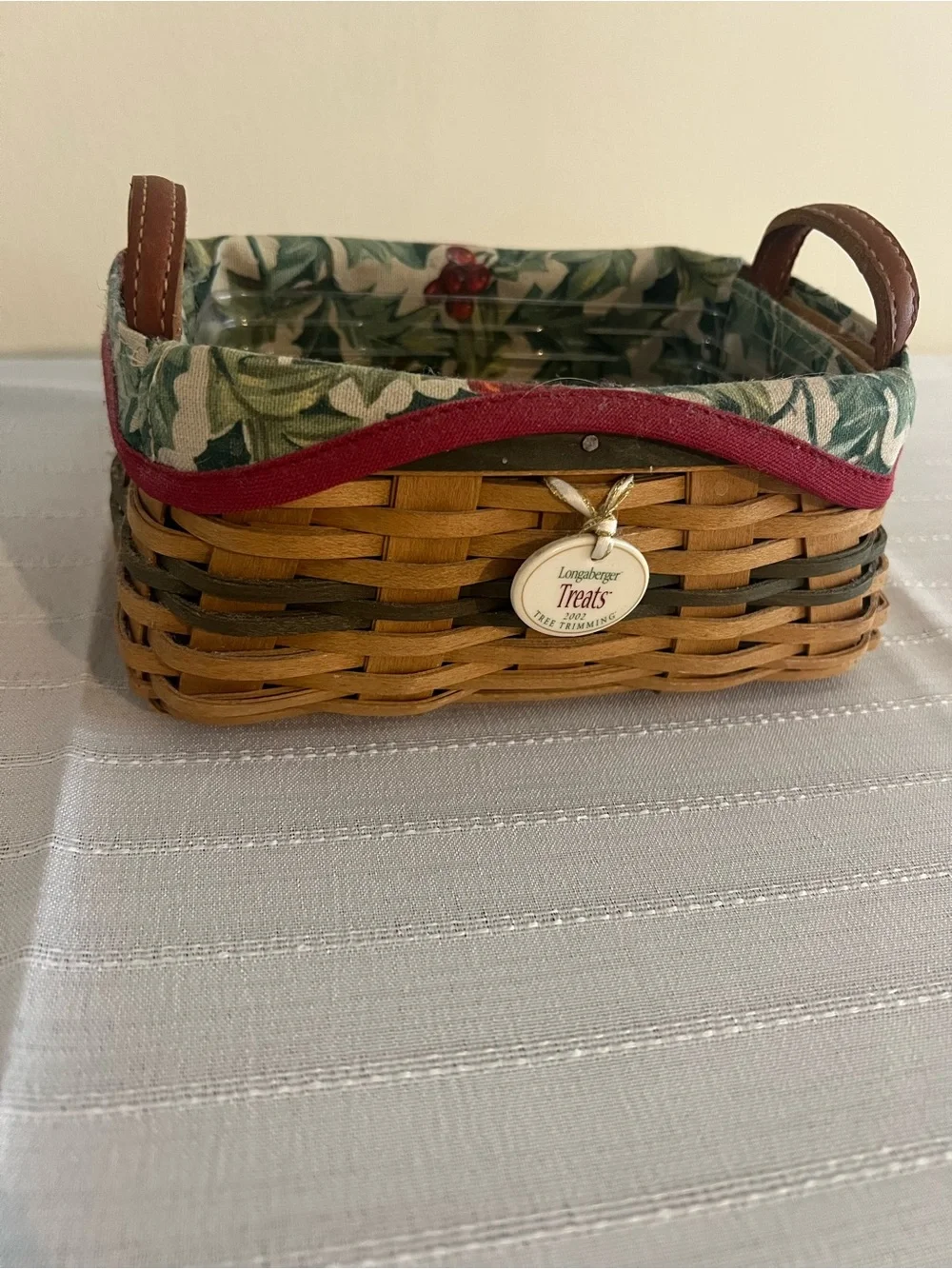 Longaberger Brown Woven Treats Tree Trimming Basket with Liner & Insert
